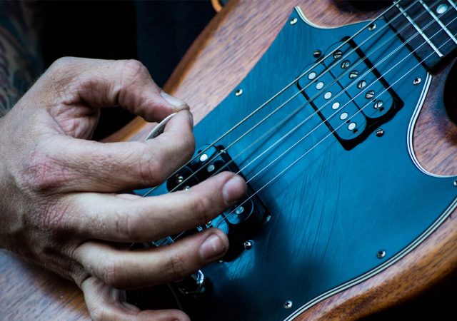Best Beginner Guitar Songs