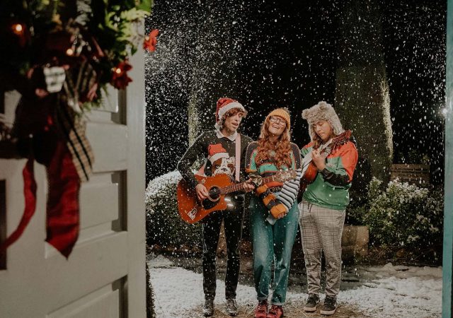 best Christmas songs to play